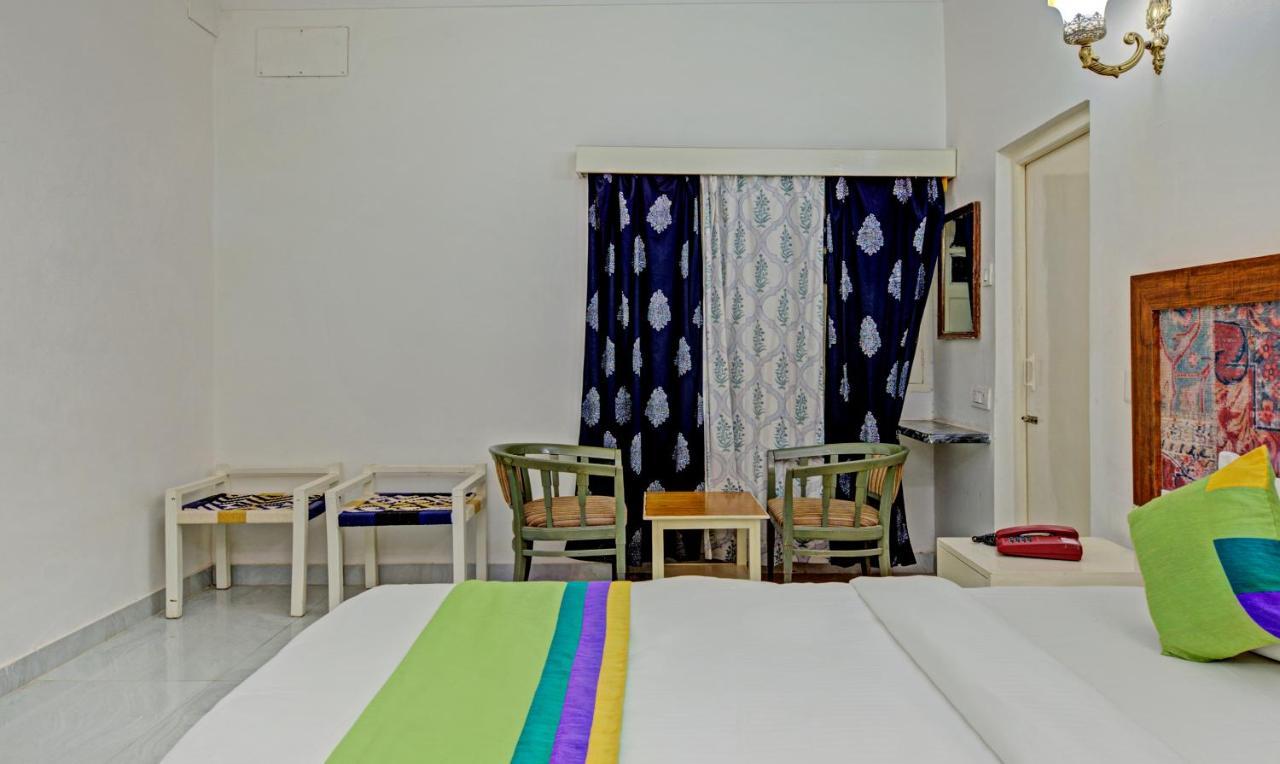 Meera Hotel 3*